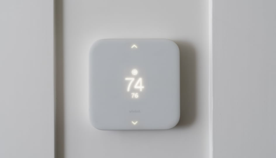Vivint Phoenix Smart Thermostat